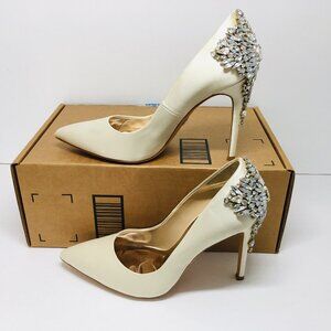 Badgley Mischka Gorgeous Ivory Rhinestone Embellished Bridal Wedding Heels 8.5 M